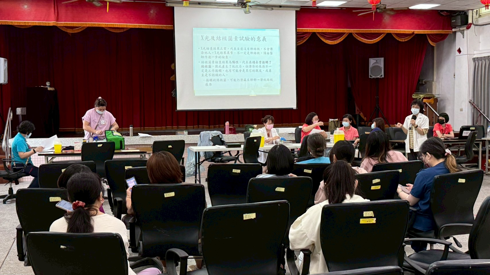 1150504衛生福利部中區老人之家衛教宣導照片3